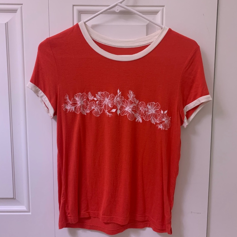 Aeropostale small graphic tee